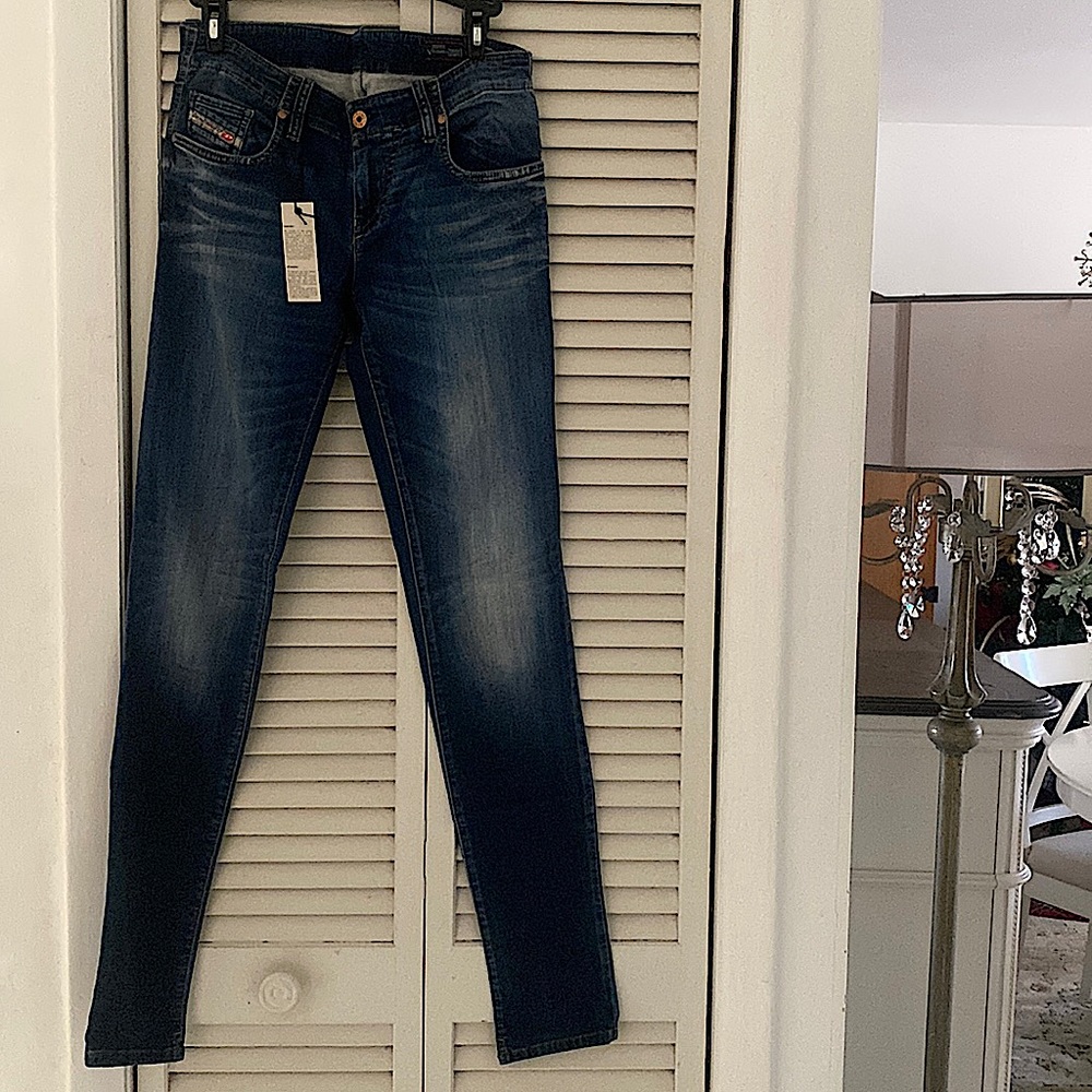 Jeans.. DIESEL… brand NEW! :) size 27